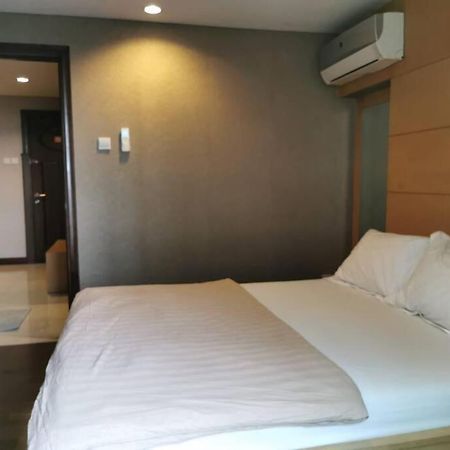 Two Bedroom Apartment At El Royale Hotel 万隆 外观 照片
